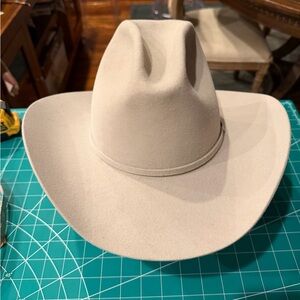7X Silverbelly Rodeo King Gus Crown Cowboy Hat, Size 6 7/8